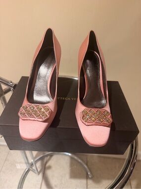 Bottega Veneta Pink Satin Jeweled Pointed Pumps